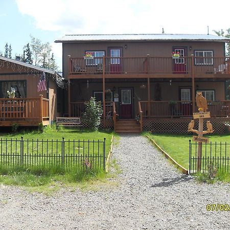 A Mooseberry Inn B&B Slana Buitenkant foto