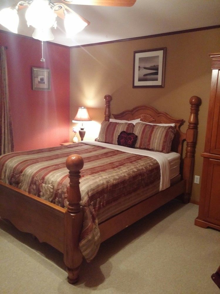 A Mooseberry Inn B&B Slana Buitenkant foto